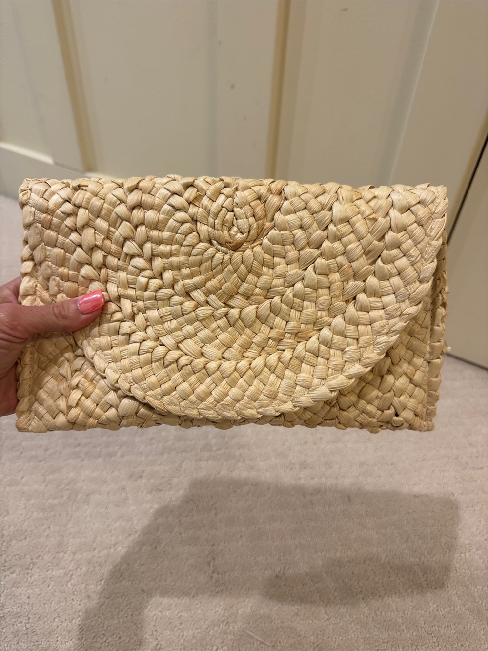 SHEIN Woven Straw Clutch in Natural Beige